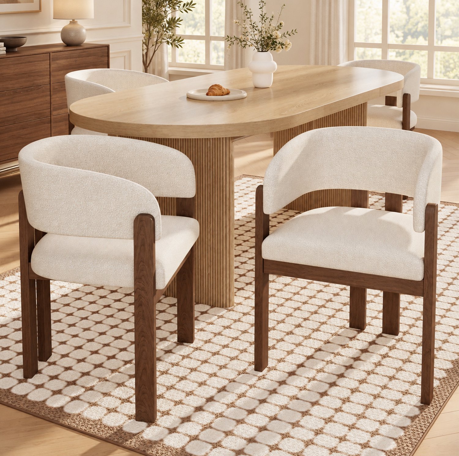 CHICFURN Eetkamerstoel set van 2 - Met armleuningen - Houten frame - Walnootkleur en beige