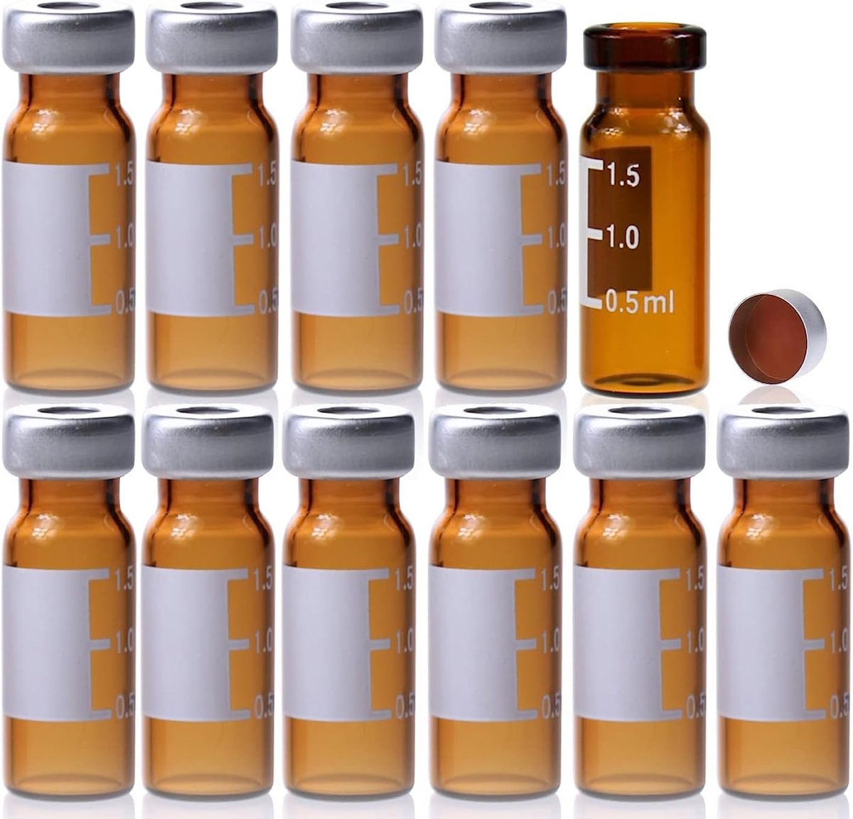 2 ml bruin glazen flesje met platte bodem, 11 mm brede opening, open felssluiting met transparant PTEF/natuurlijk rubber rood-oranje septa 1 mm dik. Kit verpakking 100 stks/pk