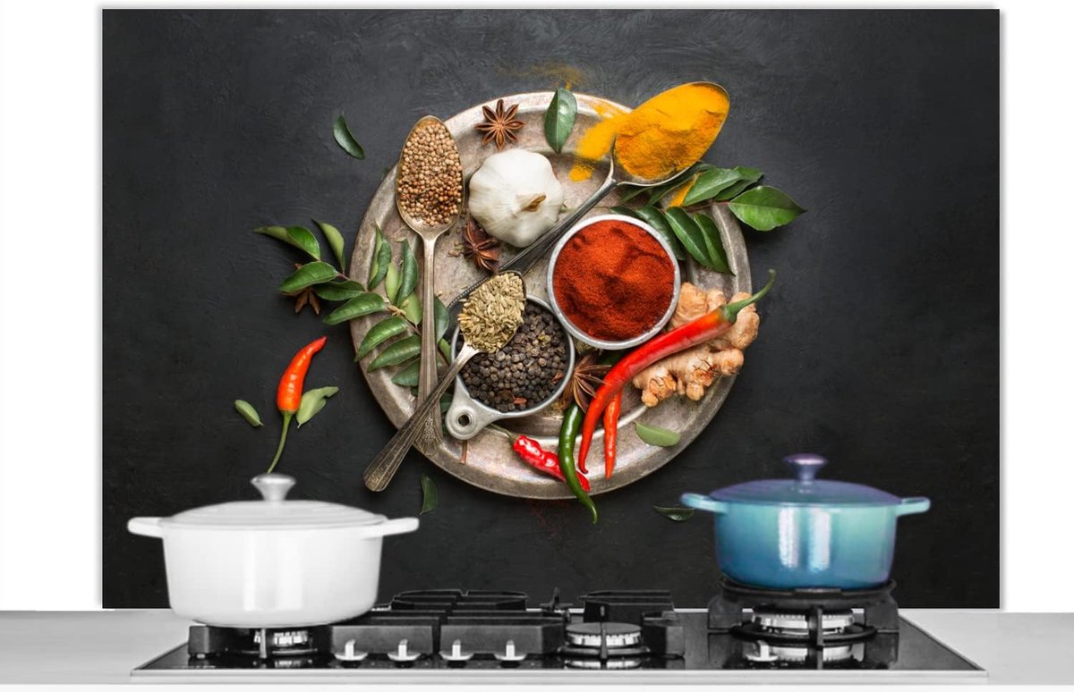 Spatscherm Keuken - 120x80 cm - Kruiden - Bord - Peper - Zwart - Lepels - Zilver