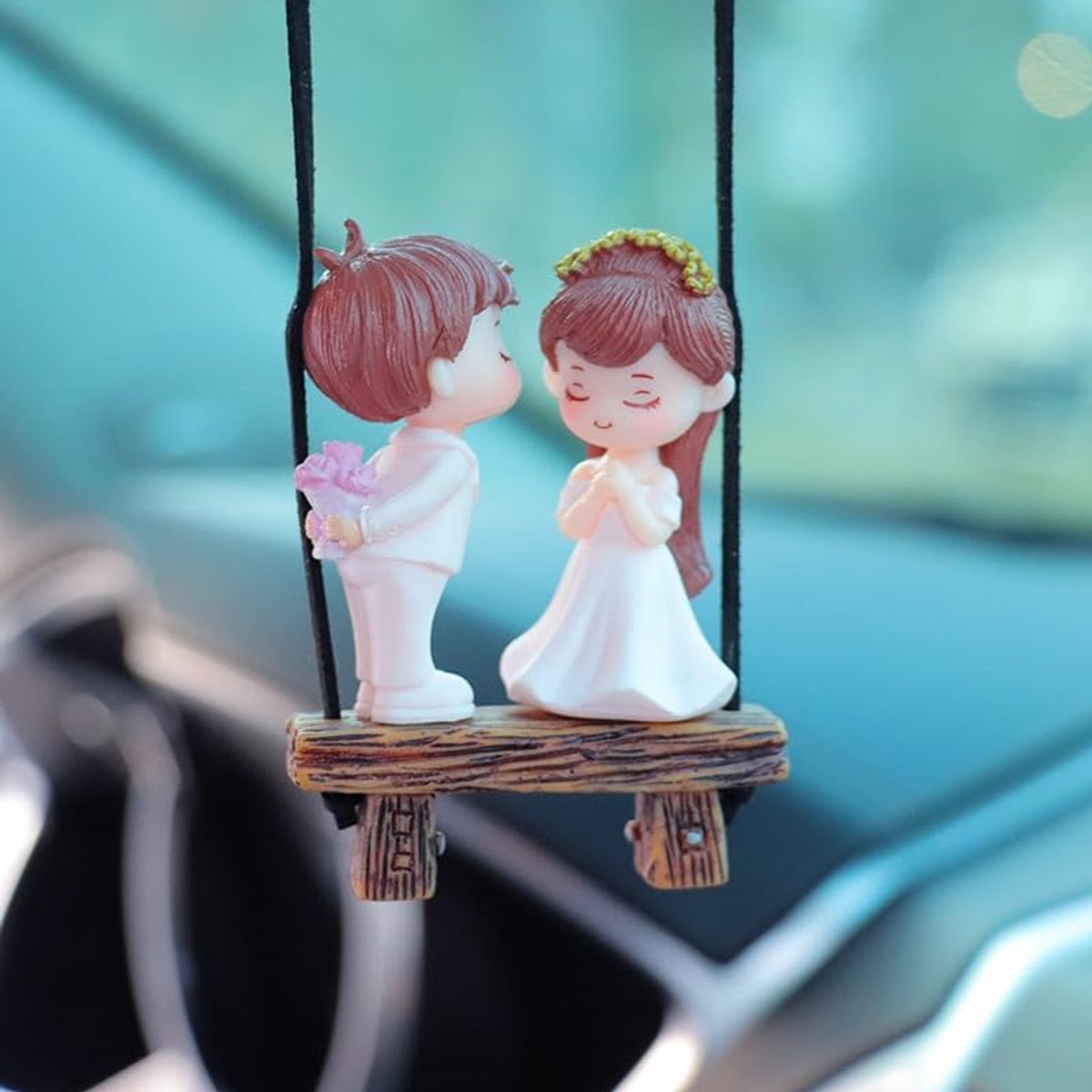 Achteruitkijkspiegel hanger, schommel auto paren decoratie schattige paren ornamenten voor auto interieur decoratie figuren schattige grappige auto hanger grappige achteruitkijkspiegel