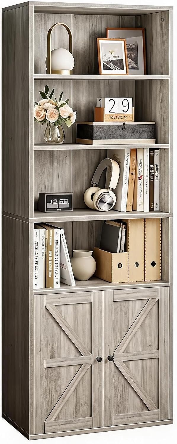 HOERFURIY Hoge boekenkast grijs 181 x 30 cm, landelijk industrieel model met deuren, 6 multifunctionele houten planken voor opberg en decoratie