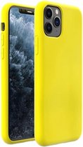 Silicone case geschikt voor Apple iPhone 12 Pro Max - 6.7 inch - geel