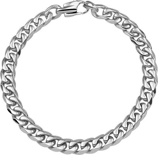 Een zilverkleurige gourmet schakelarmband van 11 mm breed, met een dubbele rij schakels en een zilverkleurige sluiting.
