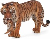 Plastic speelgoed figuur tijgerin met welpje 14,5 cm