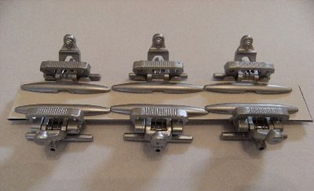 Jaegerndorfer - Clamps 6 Pieces - 1:32 - modelbouwsets, hobbybouwspeelgoed voor kinderen, modelverf en accessoires
