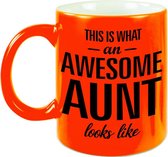 Awesome aunt /tante cadeau mok / beker neon oranje 330 ml