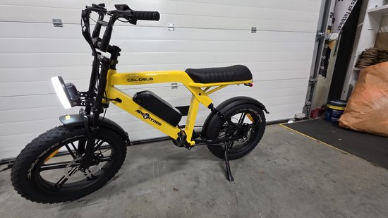 Ape Ryder Colobus Elektrische Fiets/Fatbike - E-bike met Krachtige Motor, Lange Accu en Comfortabel Zadel - Ideaal voor Woon-Werk en Recreatief gebruik! FatbikeShopper.nl van Ape Ryder — afbeelding 2
