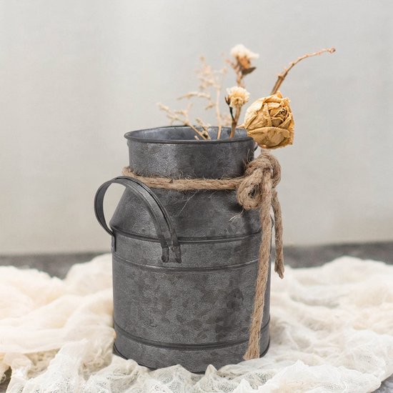 Vintage Metalen bord Brocante Vaas met Bloemen | Boutique - Boutique Vintage Metalen bord Brocante Vaas met Bloemen | Boutique - Boutique
