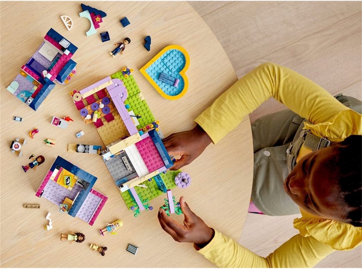 LEGO Friends Andrea’s familiehuis 41449 — afbeelding 24