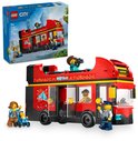 Rode LEGO dubbeldekker bus met "City Tour" op de zijkant, inclusief minifiguren van toeristen en een buschauffeur. De verpakking staat ernaast.