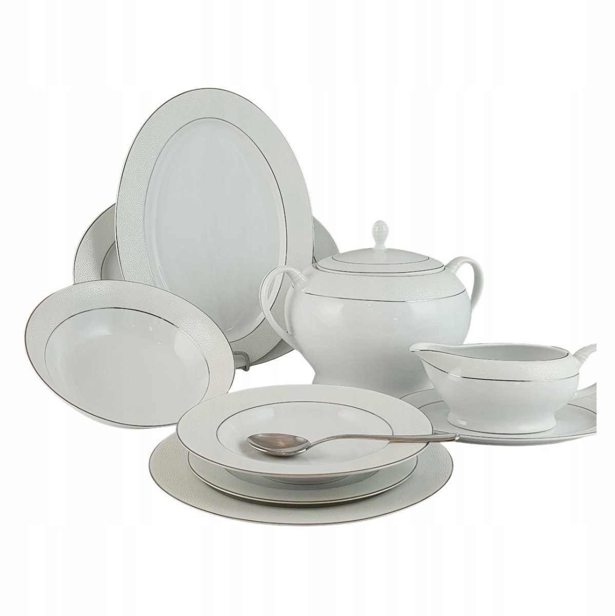 EMILY PLATIN serveert 24-levering voor 6 personen met platina-accenten