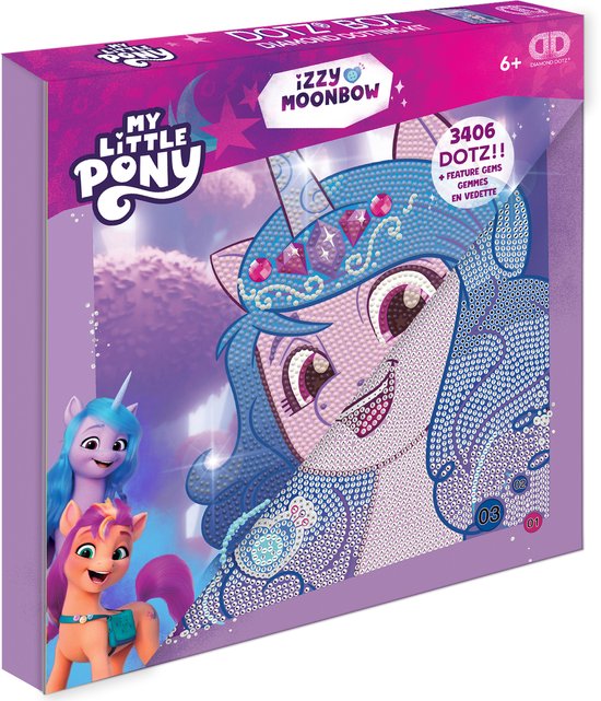 Boîte Diamond Dotz avec My Little Pony Izzy Moonbow, entourée de fleurs blanches nacrées.