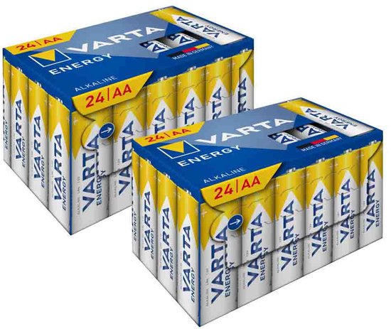 Deux boîtes contenant chacune 24 piles Varta Energy AA. Emballage jaune et blanc avec inscription bleue.