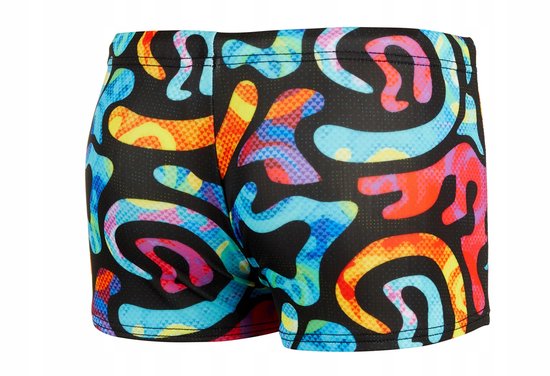 Zwarte zwembroek met een kleurrijke, abstracte grafische print in blauw, geel, oranje en rood.