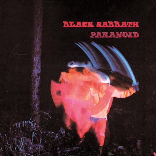 Black Sabbath Paranoid albumhoes met op de voorkant een rood-roze figuur met gezicht van een kikker, en zwarte vleugels, staand in een bos.