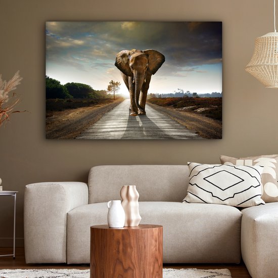 OneMillionCanvasses - Toile - Éléphant - Route - Arbres - Décoration murale - 140x90 cm - Peinture sur toile - Toile sur toile