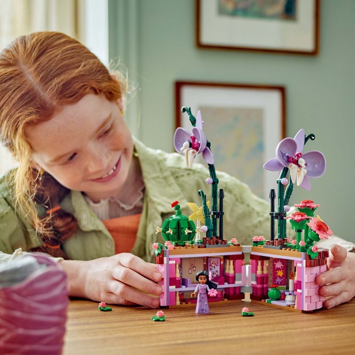 LEGO Disney Encanto Isabela's bloempot - 43237 — afbeelding 11
