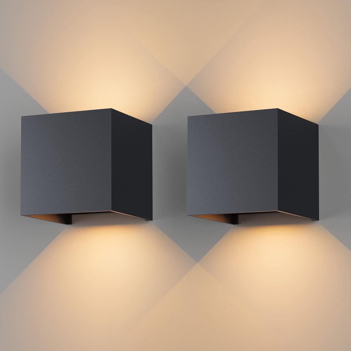 Wandlamp met instelbare stralingshoek voor binnen en buiten – 12 W, waterdicht (IP65), warmwit licht, 2 stuks