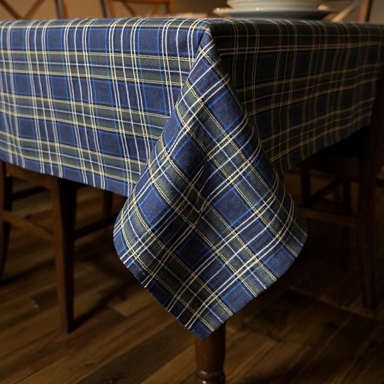 Nappe Windsor bleu 140 x 280 – Bleue à carreaux tartan - Noël - traditionnelle – Bamar Lifestyle