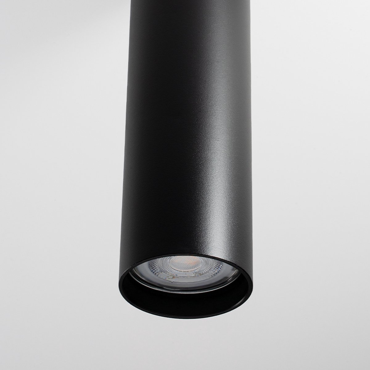 Canopus nero m by LUSENZ - Cilindervormige opbouwspot in met mat zwarte coating