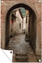 Tuinposters buiten Een poort in de straten van het Aziatische Guiyang in China - 60x90 cm - Tuindoek - Buitenposter