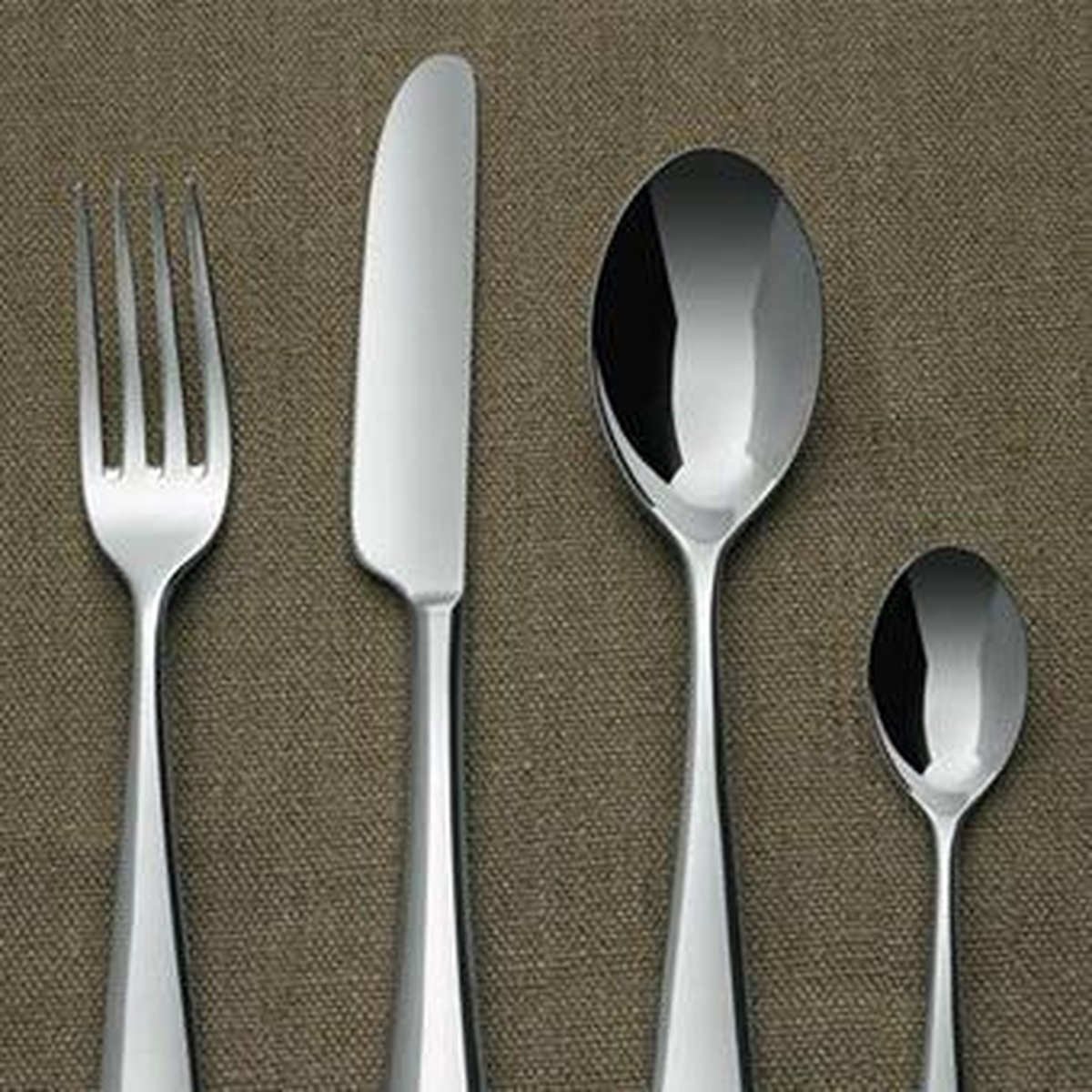 Alessi Dessertmes Nuovo Milano - 5180/6 - Ontworpen door Ettore Sottsass - Hoogwaardig 18/10 Roestvrij Staal - Elegant en Tijdloos Design - Vaatwasserbestendig - Ideaal voor het Eten van Desserts