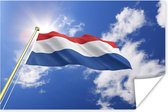 Le drapeau des Nederland vole dans les airs Poster 90x60 cm - Tirage photo sur Poster (décoration murale salon / chambre)
