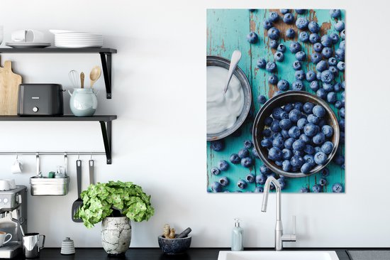 Canvas schilderij 60x80 cm - Wanddecoratie Blauwe bes - Yoghurt - Schaal - Tafel - Muurdecoratie woonkamer - Slaapkamer decoratie - Kamer accessoires - Schilderijen op canvas