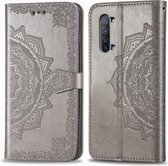 Voor OPPO Reno 3 Halverwege Mandala Embossing Patroon Horizontale Flip PU lederen tas met houder & kaartsleuven & Walle & Lanyard (grijs)