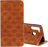 Voor Samsung Galaxy A21 Lucky Flowers Embossing Pattern Magnetische horizontale flip lederen tas met houder & kaartsleuven (bruin)