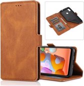 Voor Samsung Galaxy A11 Retro Magnetische Sluiting Horizontale Flip Leren Case met Houder & Kaartsleuven & Fotolijst & Portemonnee (Bruin)