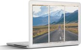 Laptop sticker - 15.6 inch - Doorkijk - Weg - Berg - 36x27,5cm - Laptopstickers - Laptop skin - Cover