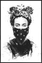 JUNIQE - Poster in kunststof lijst Rebel Girl -40x60 /Wit & Zwart