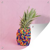 Tuinposters Een ananas bedekt met gekleurde balletjes - 50x50 cm - Tuindoek - Buitenposter