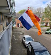 Complete set voor balkon spijlenhek Nederlandse vlag Oranje wimpel stok en houder