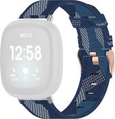 Fitbit versa bandje van By Qubix - Fitbit Versa 3 / Sense Canvas bandje - Blauw