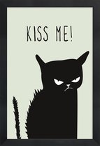 JUNIQE - Poster in houten lijst Kiss Me Cat -30x45 /Grijs & Wit