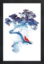 JUNIQE - Poster in houten lijst De laatste appelboom -40x60 /Blauw &