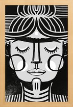 JUNIQE - Poster in houten lijst Dreaming Frida -60x90 /Wit & Zwart