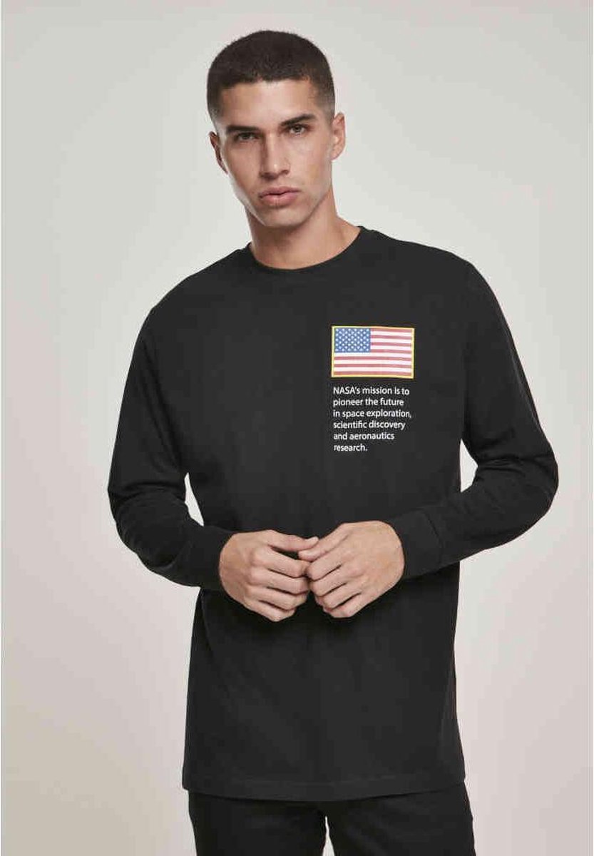 Urban Classics NASA Longsleeve shirt -XS- NASA Worm Logo Zwart
