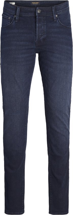 Donkerblauwe jeans voor heren, staand model.