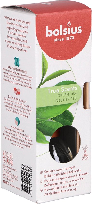 Bolsius True Scents Green Tea geurstokjesverpakking met productinformatie, groene theebladeren en glazen flesje.