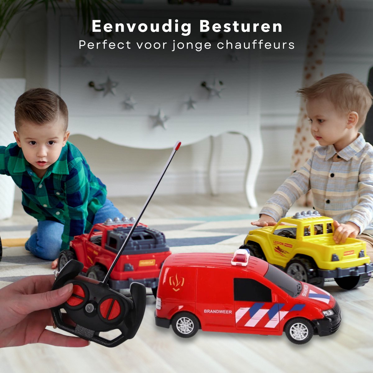 Cheqo® RC Brandweerauto Met Licht - Brandweer Auto Speelgoed - Brandweer Speelgoed met Licht en Geluid - Speelgoedauto met Afstandsbediening- Interactief Kinderspeelgoed — afbeelding 6