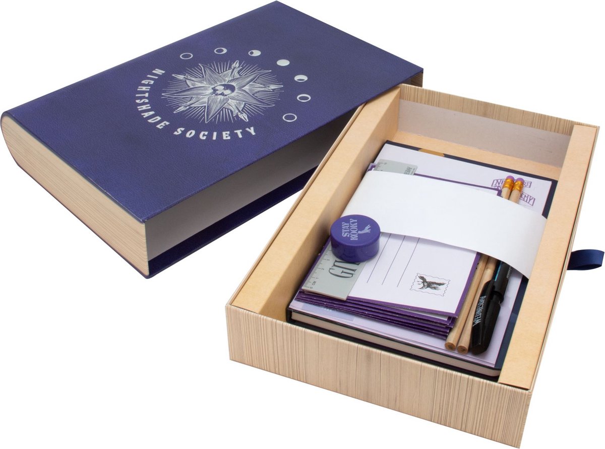 Wednesday - schrijfwarenset - boek box