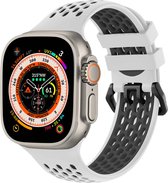 iMoshion Bandje Geschikt voor Apple Watch Bandje Series 1 / 2 / 3 / 4 / 5 / 6 / 7 / 8 / 9 / SE / Ultra (2) - 42 / 44 / 45 / 49 mm - iMoshion Sport band buckle - Wit