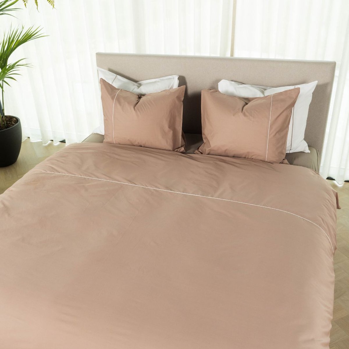 Kayori Sasaki Dekbedovertrek Perkal - 260x200-220 +2 slopen - Lits-jumeaux - Crispy Hotelkwaliteit - Nude