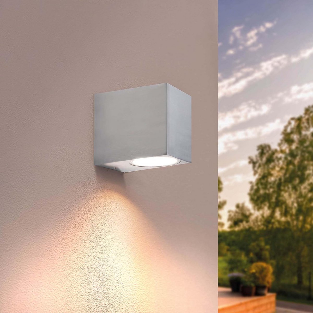 Moderne LED Buitenlamp Rechte Wandlamp Up Down IP54 Grijs