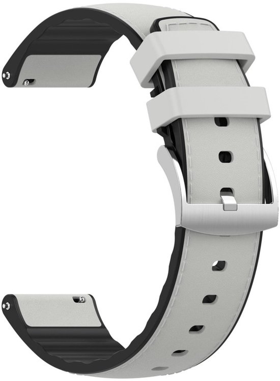 Wit leren smartwatchband met zwarte siliconen onderkant en zilverkleurige gesp.