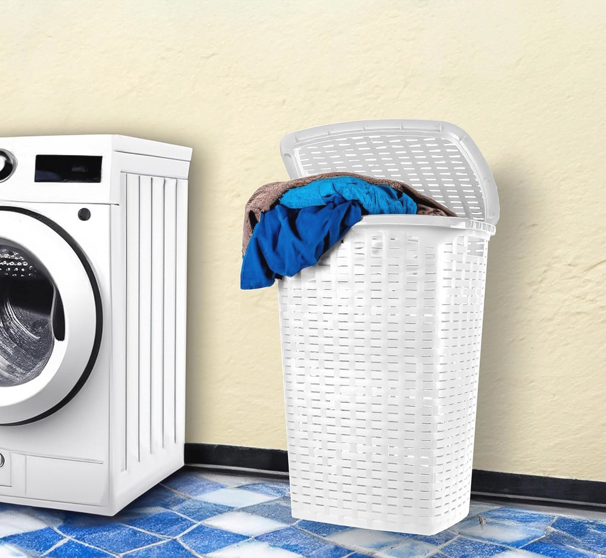 Witte kunststof wasmand in rotan-look met deksel en handgrepen - 53 liter