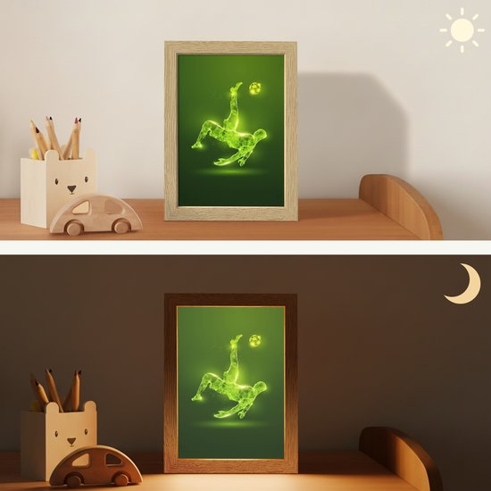Nachtlampje 15x20 cm - Kinder lampje - Voetbal - Groen - Omhaal - Tafellamp kinderkamer - Slaapkamer lamp - Bedlamp kinderen - Kinderlampje stopcontact - Wandlamp babykamer - Nachtlampjes van OnlyWow — afbeelding 4